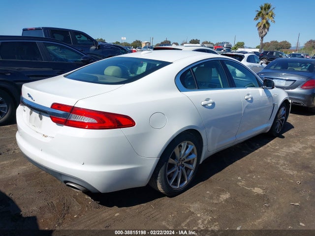 2012 JAGUAR XF SAJWA0FB4CLS50085 Photo 3