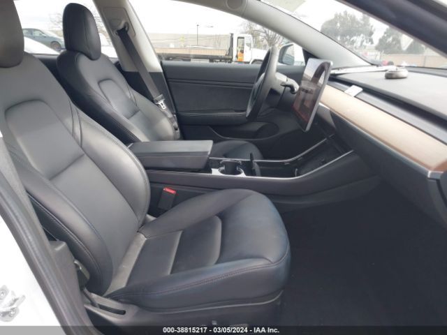 5YJ3E1EB7KF442230 Tesla Model 3 Long Range/performance