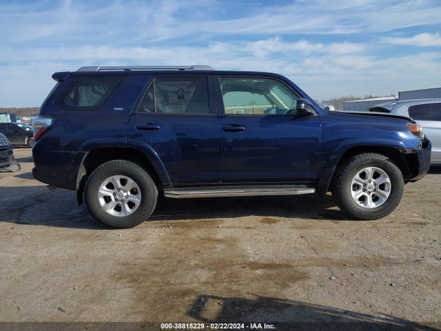 Toyota 4RUNNER SR5 2016 JTEZU5JR0G5117270 Image 12
