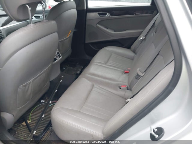 Hyundai Genesis 3.8 2016 KMHGN4JE7GU115856 Image 8