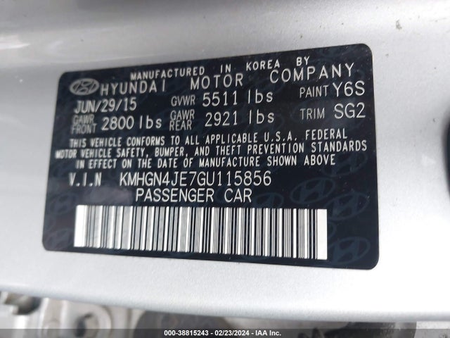 Hyundai Genesis 3.8 2016 KMHGN4JE7GU115856 Image 9