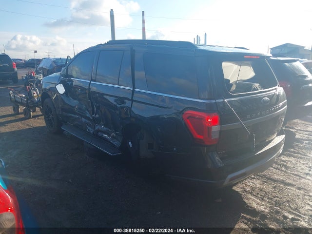 Ford Expedition Xlt 2023 1FMJU1J85PEA64126 Image 3