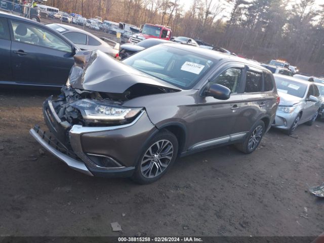 JA4AZ2A35HZ008191 Mitsubishi Outlander Es