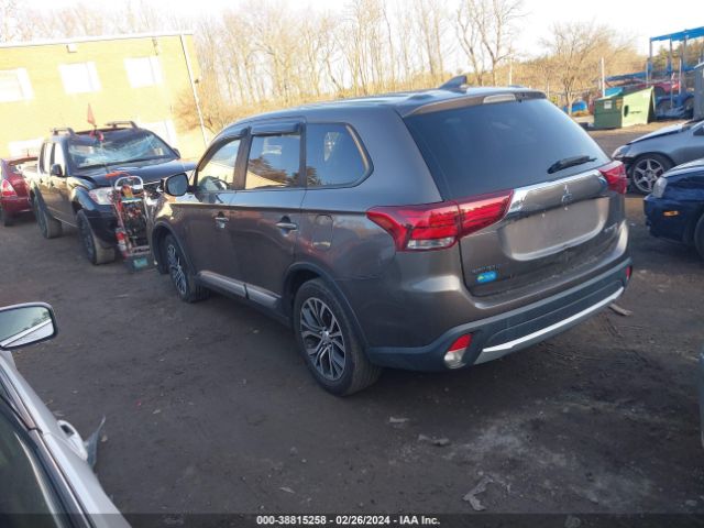 JA4AZ2A35HZ008191 Mitsubishi Outlander Es