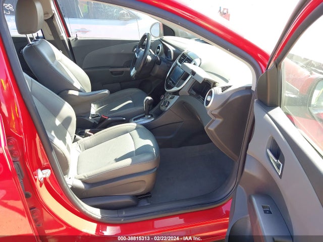 Chevrolet Sonic Premier Auto 2017 1G1JF5SBXH4146952 Image 5
