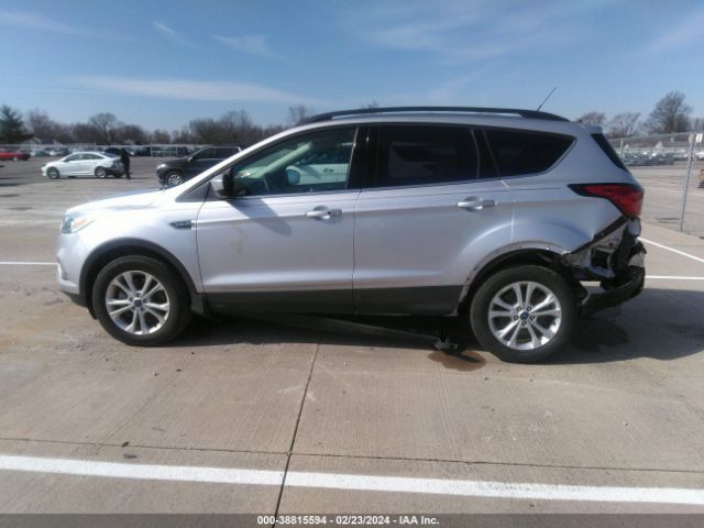 1FMCU9HD1KUB54530 Ford ESCAPE SEL