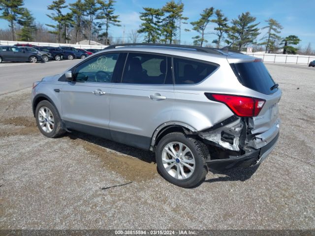1FMCU9HD1KUB54530 Ford ESCAPE SEL