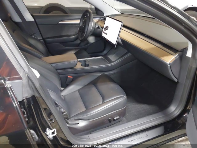 Tesla Model 3 Rear-wheel Drive 2022 5YJ3E1EAXNF353697 Image 5