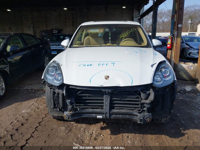 WP1AA2A2XGLA10071 Porsche Cayenne