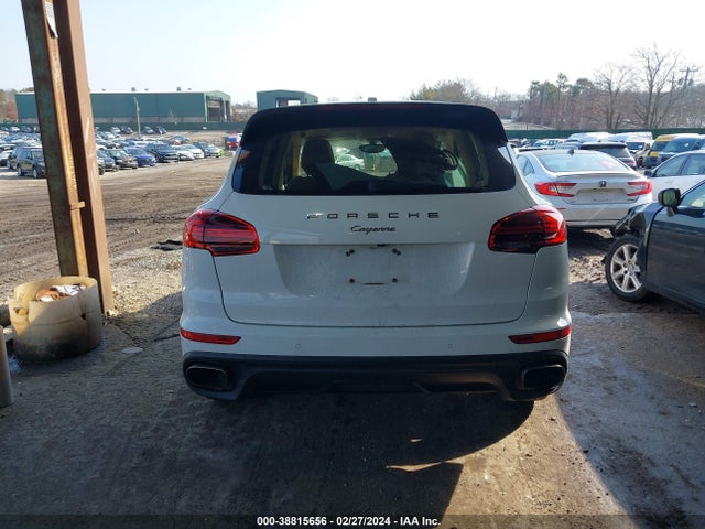 WP1AA2A2XGLA10071 Porsche Cayenne