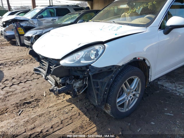 WP1AA2A2XGLA10071 Porsche Cayenne