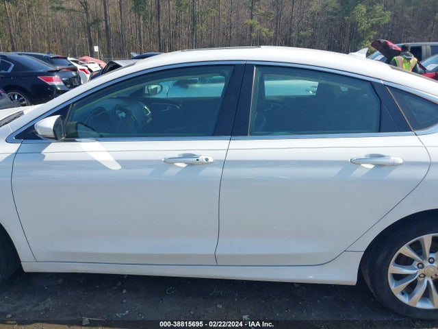 Chrysler 200 C 2015 1C3CCCCG6FN515387 Image 15