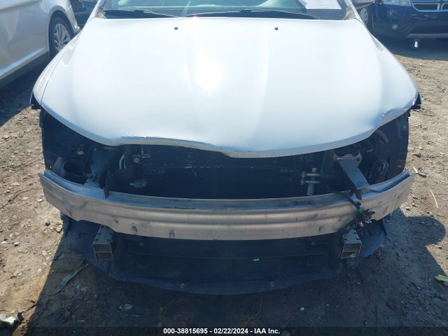Chrysler 200 C 2015 1C3CCCCG6FN515387 Image 6