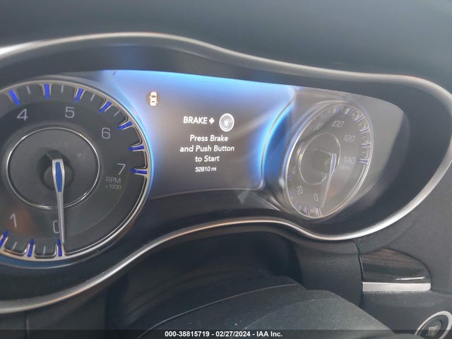 Chrysler 300 Anniversary Edition 2016 2C3CCAAG8GH161440 Image 7