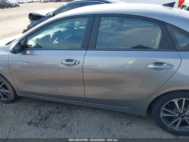 3KPF24ADXPE543256 KIA Forte Lxs