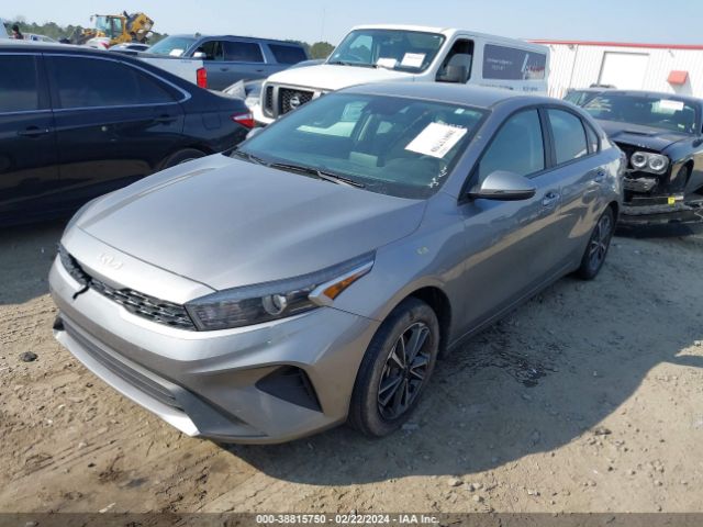 3KPF24ADXPE543256 KIA Forte Lxs