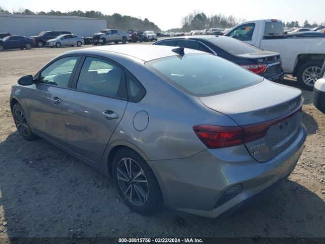 3KPF24ADXPE543256 KIA Forte Lxs