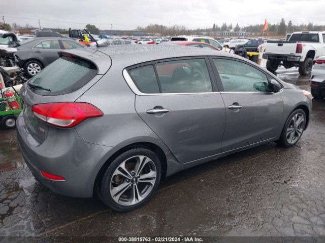 KNAFX5A85G5502696 KIA FORTE EX