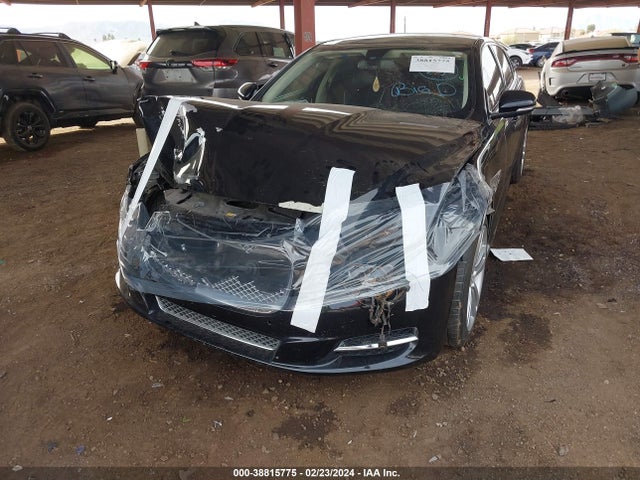 2012 JAGUAR XJ SAJWA2GB5CLV24274 Photo 5