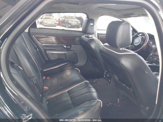 2012 JAGUAR XJ SAJWA2GB5CLV24274 Photo 7