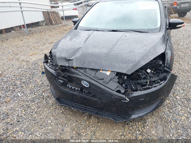 Ford FOCUS SE 2016 1FADP3K29GL226792 Image 6