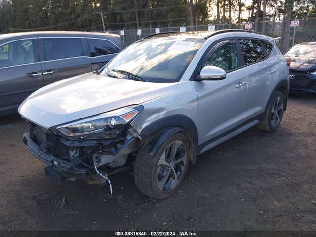 Hyundai Tucson Value 2017 KM8J33A23HU560382 Image 2