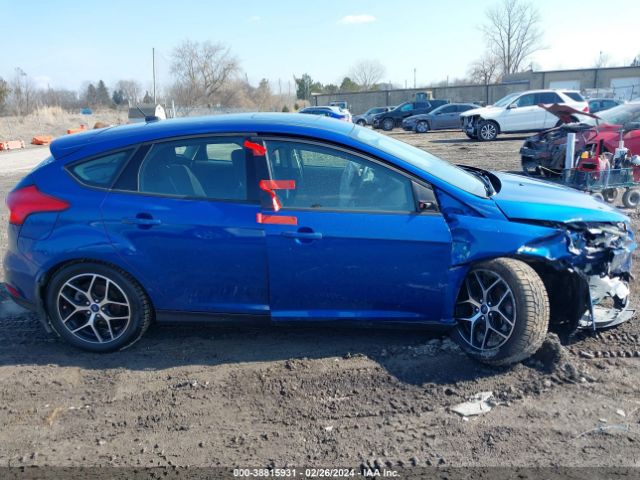 1FADP3M22JL307198 Ford FOCUS SEL