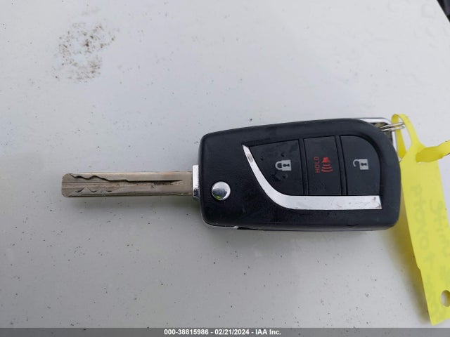 Toyota COROLLA IM 2018 JTNKARJE2JJ563997 Image 11