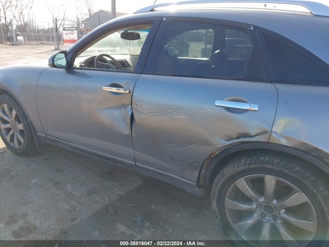 2004 INFINITI FX35 VIN: JNRAS08W04X220811