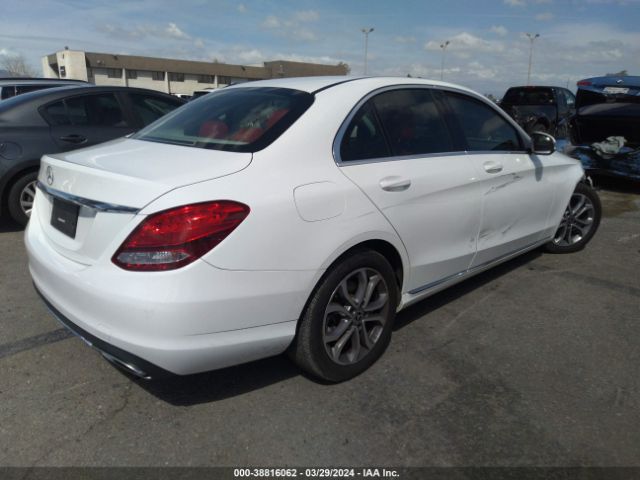 55SWF4JB2HU217769 Mercedes-Benz C 300 Luxury/sport