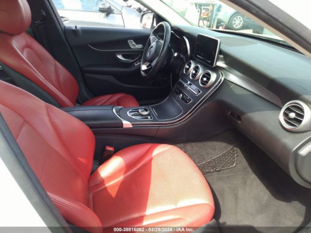 55SWF4JB2HU217769 Mercedes-Benz C 300 Luxury/sport