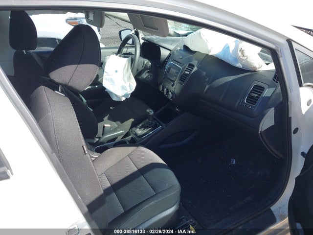 KIA FORTE LX 2017 KNAFK5A81H5692478 Image 5