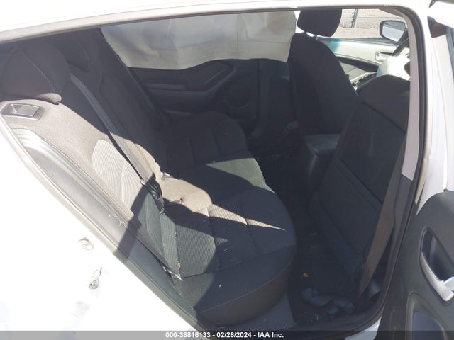 KIA FORTE LX 2017 KNAFK5A81H5692478 Image 8