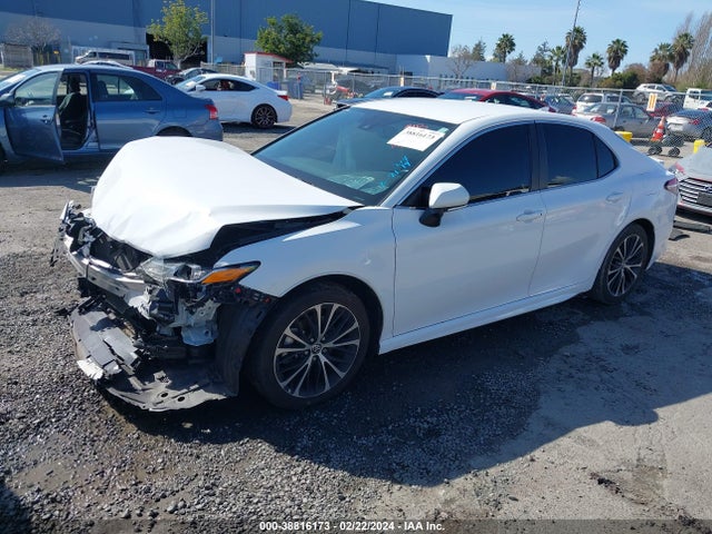 Toyota CAMRY SE 2020 4T1M11AK4LU398472 Image 2