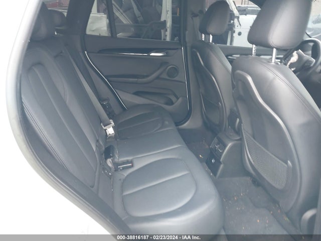 BMW X1 Xdrive28i 2016 WBXHT3C31GP889056 Image 8