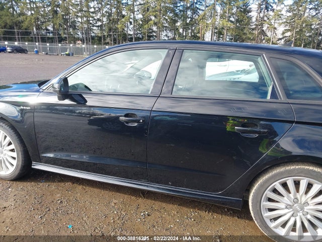 WAUUPBFF4GA144687 Audi A3 E-tron 1.4t Premium