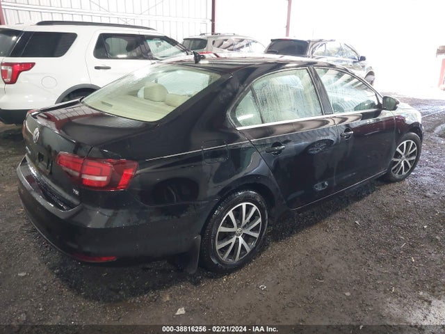 3VWDB7AJ5HM393480 Volkswagen Jetta 1.4t Se