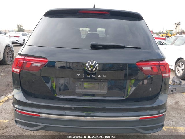 3VVRB7AX2PM071456 Volkswagen Tiguan 2.0t S