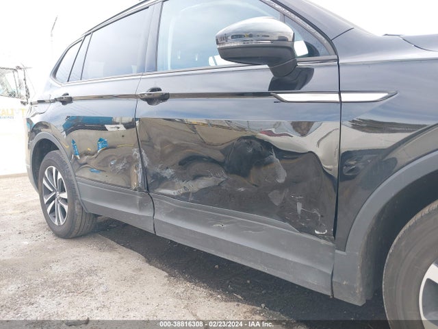 3VVRB7AX2PM071456 Volkswagen Tiguan 2.0t S