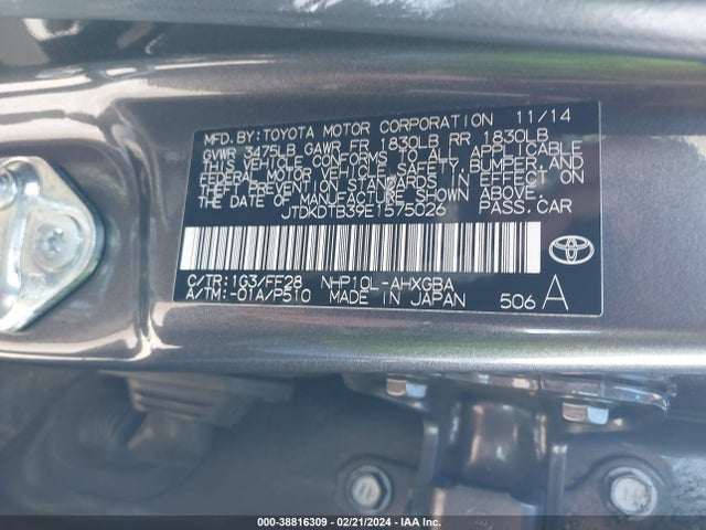 Toyota Prius C Three 2014 JTDKDTB39E1575026 Image 9