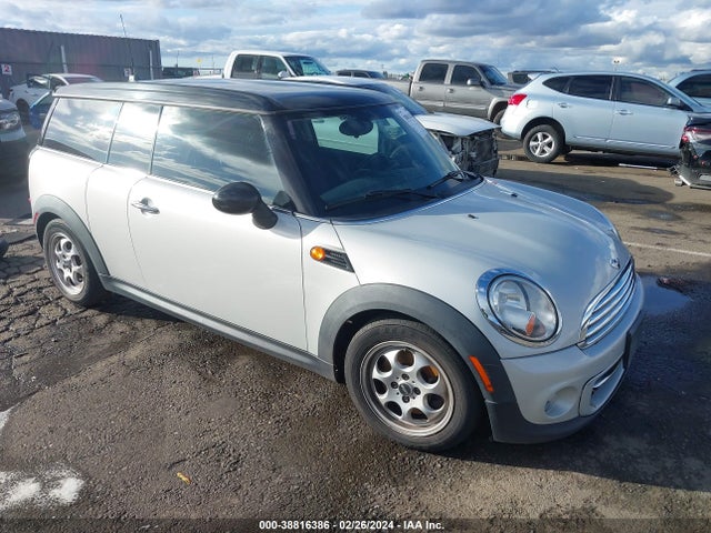2014 MINI CLUBMAN WMWZF3C59ET492951 Photo 0