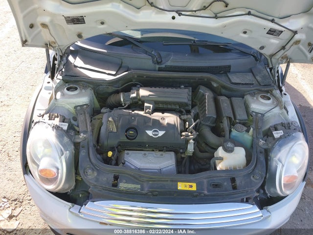 2014 MINI CLUBMAN WMWZF3C59ET492951 Photo 9