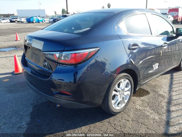 3MYDLBZV6GY124648 Scion IA
