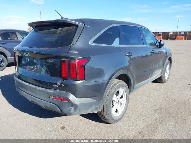 KIA SORENTO LX 2023 5XYRGDLC1PG186104 Image 4