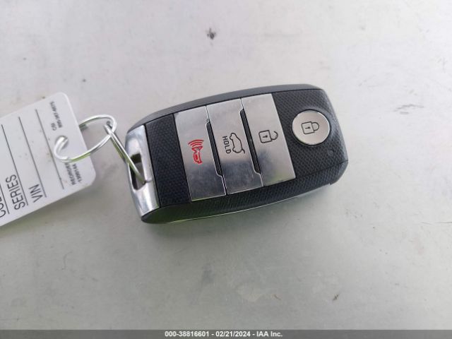 5XYPK4A5XGG026538 KIA Sorento 3.3l Sxl