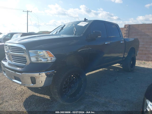 3C6RR6LT7HG773827 RAM 1500 Big Horn  4x2 5'7 Box