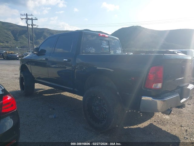 3C6RR6LT7HG773827 RAM 1500 Big Horn  4x2 5'7 Box