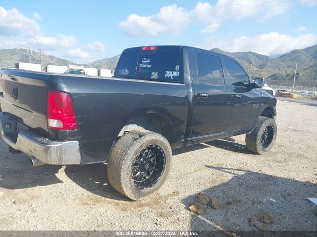 3C6RR6LT7HG773827 RAM 1500 Big Horn  4x2 5'7 Box