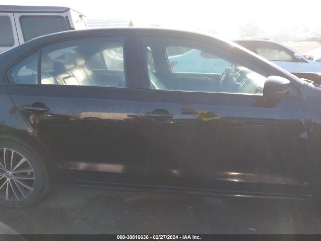 3VWD17AJ0GM249711 Volkswagen Jetta 1.8t Sport