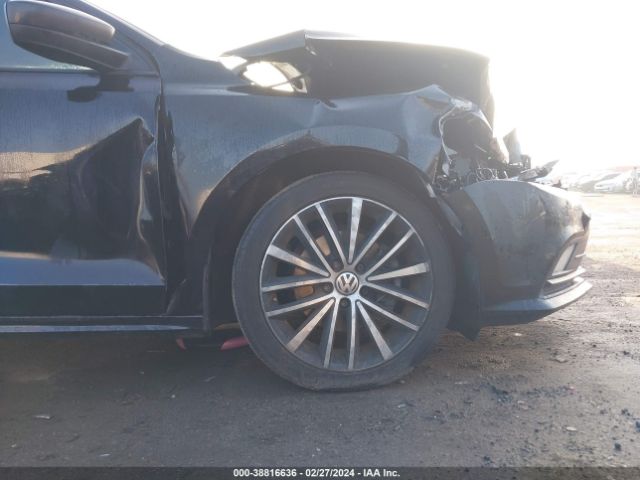 3VWD17AJ0GM249711 Volkswagen Jetta 1.8t Sport